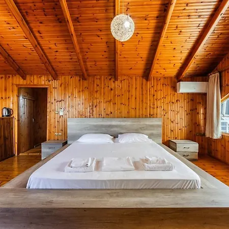 Seaview Spot By Pikhost